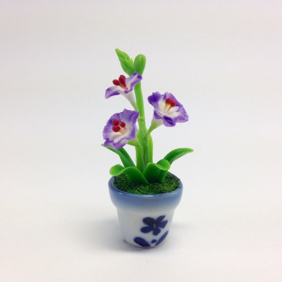 Cold porcelain miniature flowers deals