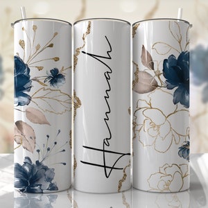 Blaues Blumenmuster Fügen Sie Ihren eigenen Namenstext hinzu Nahtloses Tumbler-Design Goldsublimationsdesigns Downloads - Skinny 20oz - PNG