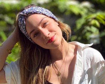 Dames gedrapeerde hoofdband upcycling gemaakt in Frankrijk ethische mode vintage haaraccessoire zomer moederdag cadeau blauwe vrijheid bedrukt katoen