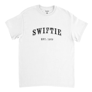 Swiftie Est.1989 Unisex T-shirt - SMALL