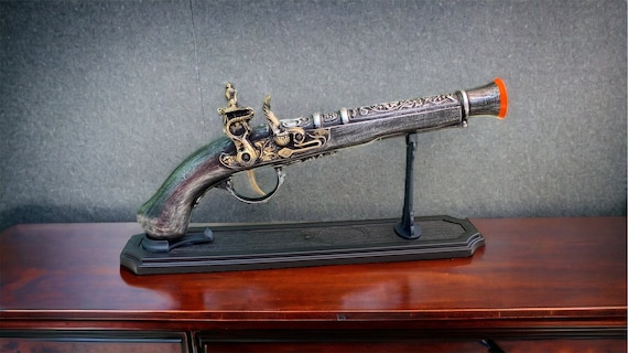 1688 Pirate Gun Flint Lock Blunderbuss Replica Pistol