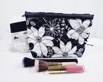 Quilted Cosmetic Bag, Black and White Floral Cosmetic Bag, Cosmetic Bag, Bath & Beauty, Make Up Bag, Bags and Purses, Make Up Accessory