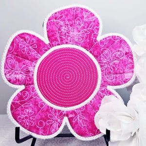 Pink Floral Mug Rug w/White Embroidery, Floral Shaped Snack Mat, Homemade Mug Rug, Floral Mug Rug, Quilted Pink Mug Rug