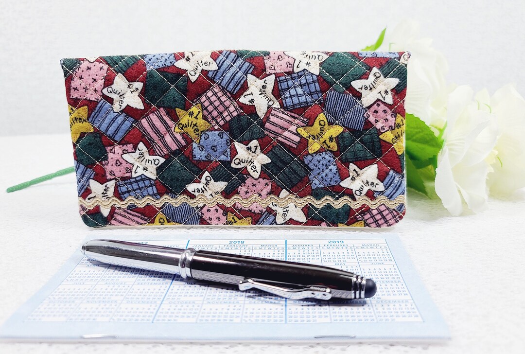 1 Quilter Checkbook Cover, Star and Fabric Checkbook Cover, Quilted