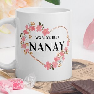 World&#39;s best Nanay White glossy mug
