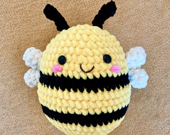 Crochet bee pattern Amigurumi bee pattern Plush bee crochet pattern Crochet squishy pattern CT