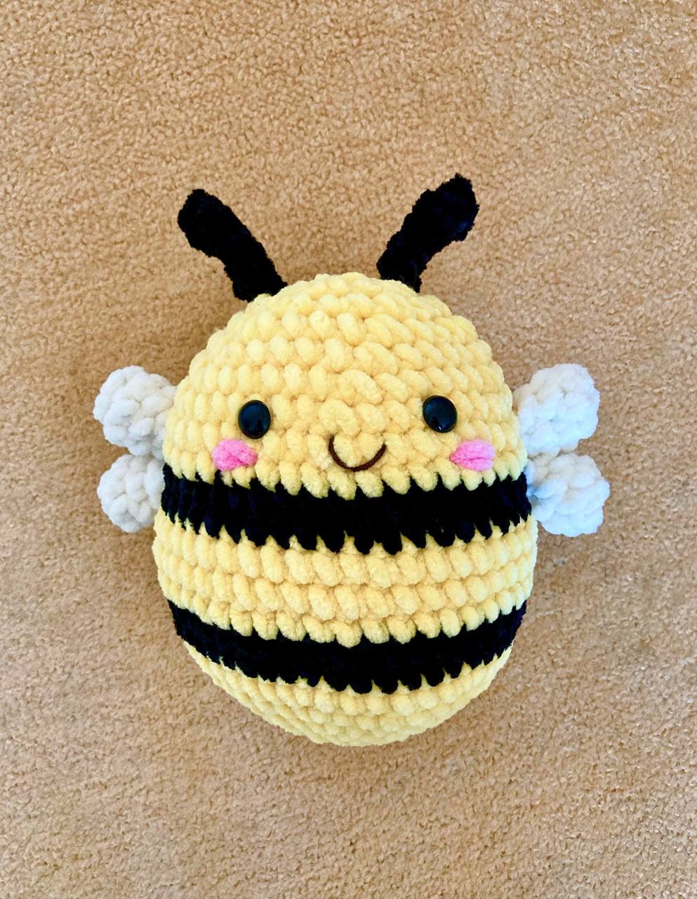 Free Pattern, Happy Bee Keyring