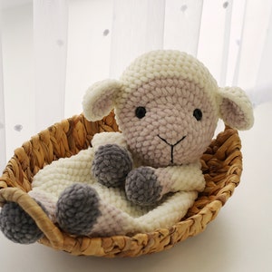 Lamm Lovey Häkelanleitung, Schaf Schmusetuch, Häkelanleitung Tier, Lovey Häkelfigur, PDF Häkelanleitung in Englisch, Ol