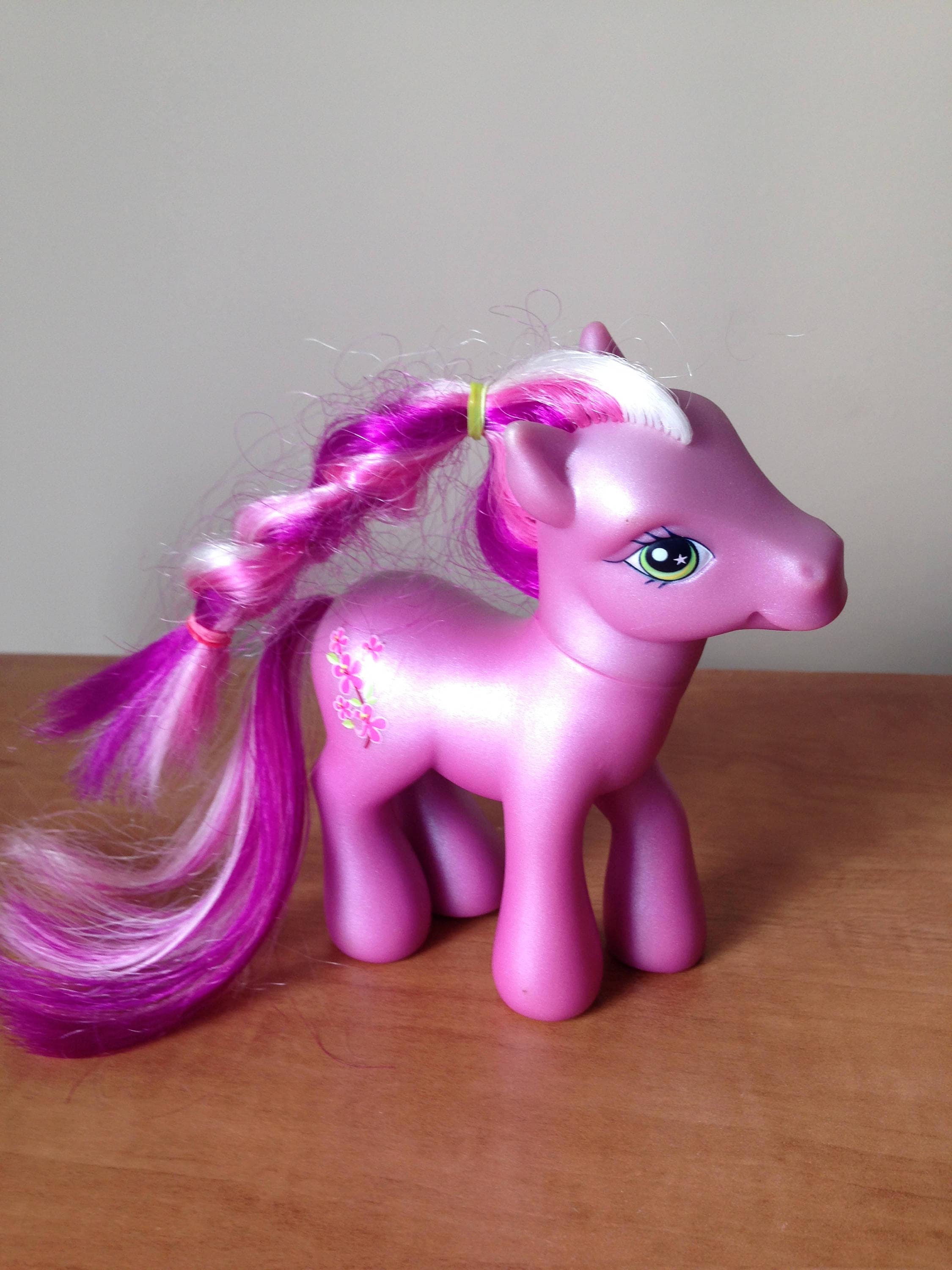 My Little Pony G3 Cherry Blossom III Vintage Used MLP G3 Hasbro Toy My Little Pony G3 Cherry Blossom III Vintage Used MLP G3 Hasbro Toy