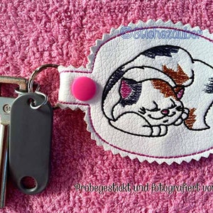 ITH Keychain Kitties 13x18 image 1