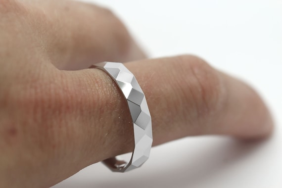 4mm 925 Sterling Silver Wedding Band for Men & Women, Faceted Sparkly Silver Promise Ring Mirror Reflection