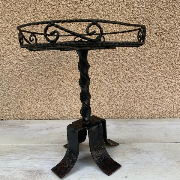 Vintage support de pot rustique en métal noir antique, fait à la main en fer forgé