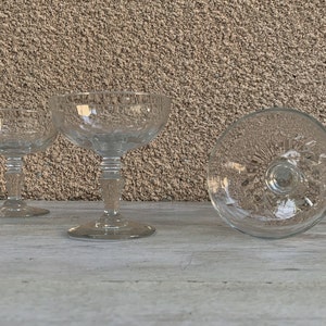 Set of 3 vintage French champagne cups in blown glass / 19th century Victorian lead crystal