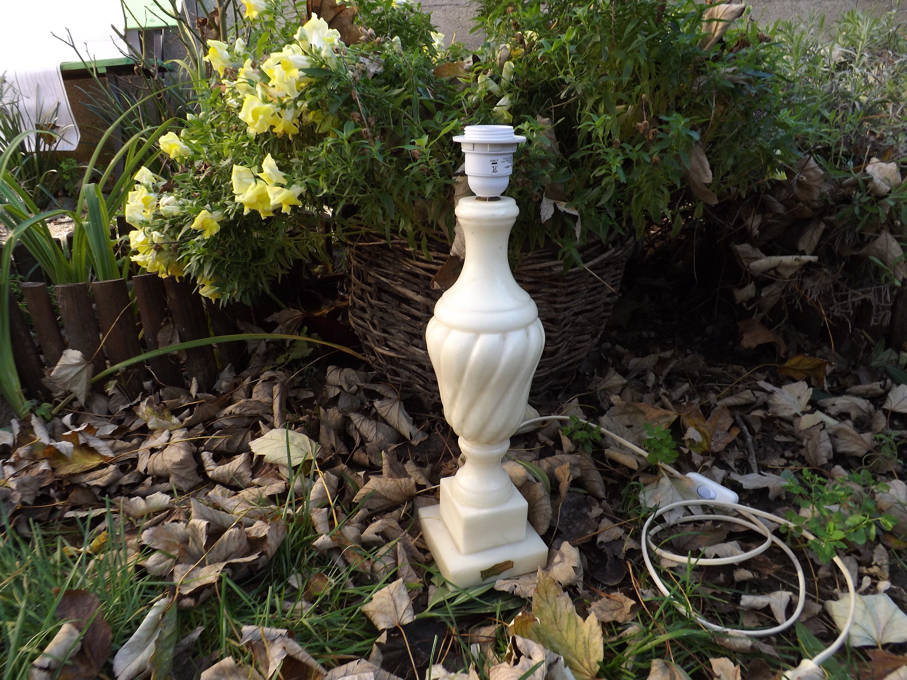 Vintage Genuine Alabaster Made In Italy Hand Carved Mushroom