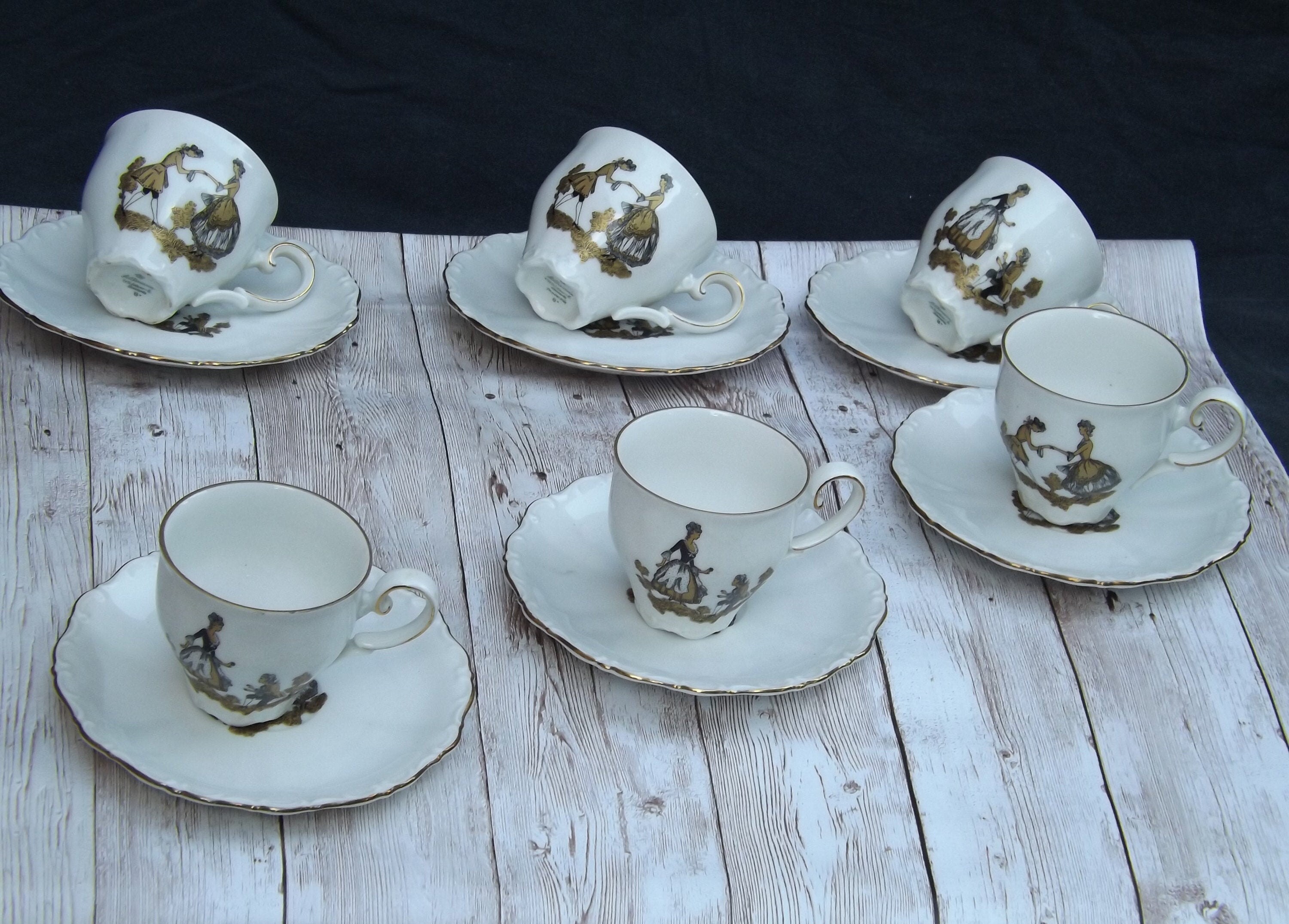 Véritable Porcelaine Bavaria Seltmann Weiden 6 Tasses Pour Café et Sous-Tasses Dorée 24 K avec La Dé