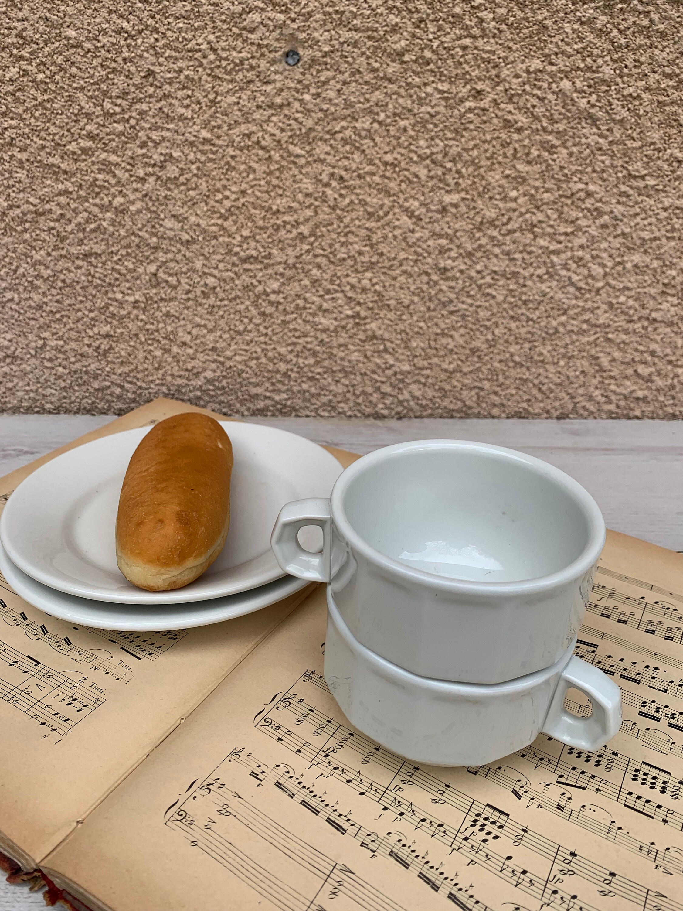 2 Tasses Bistrot Pillivuyt France Porcelaine /Tasses de Petit Déjeuner Couleur Blanc avec 2 Assiette