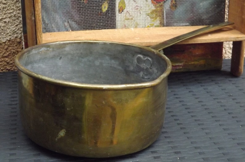 ANCIENNE CASSEROLE EN cuivre tamponnée 18 / Antique French Copper