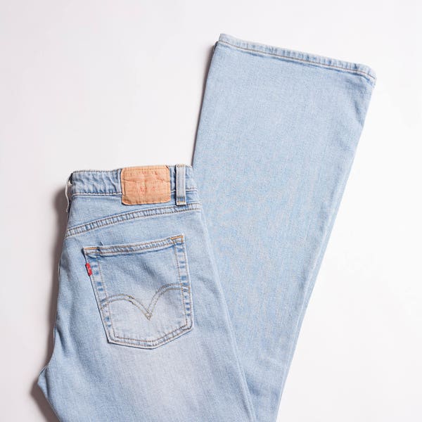 Women's 90s Jeans Vintage Levi's Flare Jeans Flared Leg Jeans Low Rise Jeans Bell Bottoms Light Wash Jeans 80s 90s Women's 7L 30 X 33