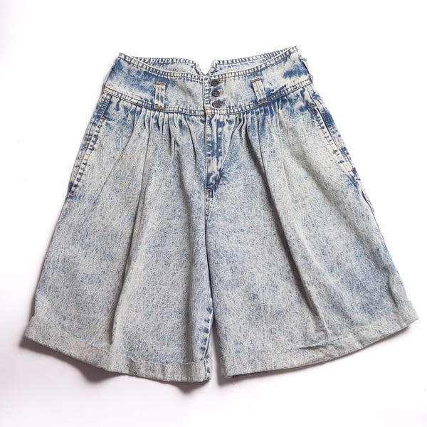 SALE 80s 90s Palmetto Light Wash Acid Wash High Waist Shorts Pleated Mom Jeans Cuffed Shorts Relaxed Fit Hipster Shorts Size 7 / 28