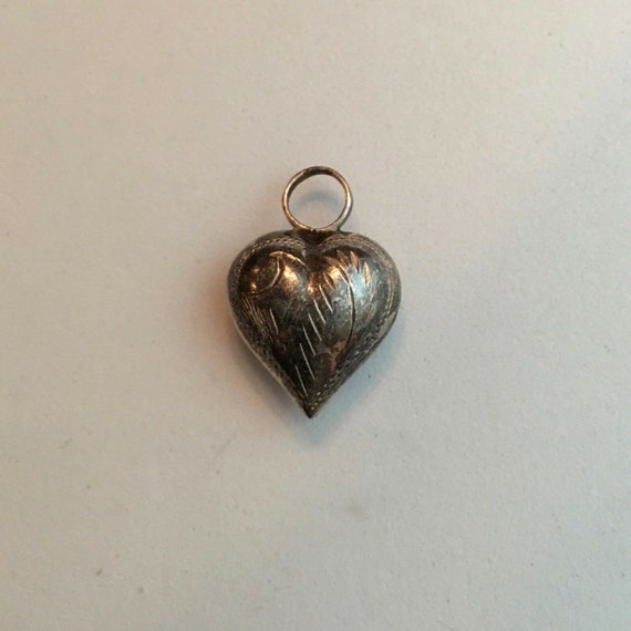 Antique Engraved Puffy Heart .925 Sterling Silver… - image 1