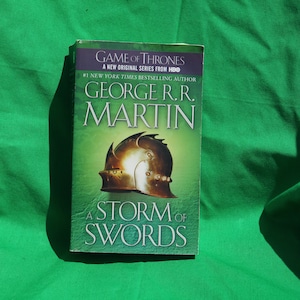 A Storm of Swords/ A Song of Ice and Fire/ Book Three/ Paperback/ George R. R. Martin