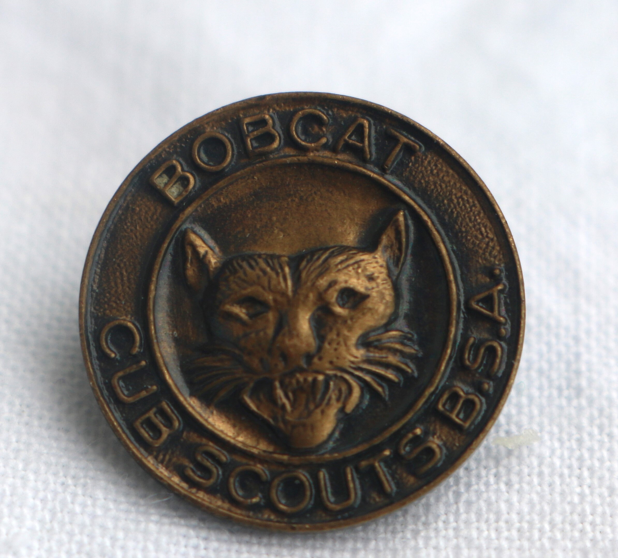 Vtg, Cub Scouts, BSA Bobcat, Round Metal Uniform Lapel Pin, C Closure ...