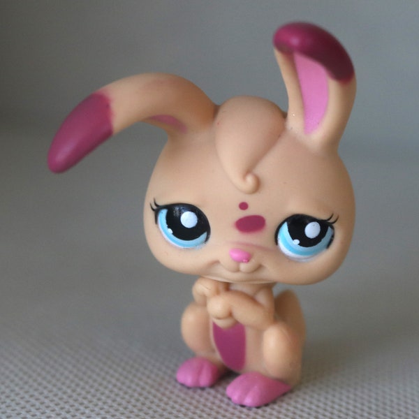 Littlest Pet Shop, LPS, # 1722, Baby Bunny Rabbit, Beige Pink and Red,  Blue Dot Eyes, Figure Only, Collectible, Hasbro