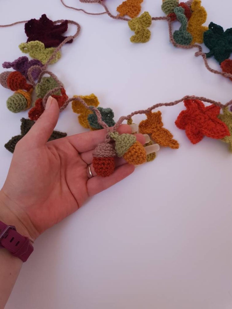 Crochet autumn leaf and acorns garland, autumnal bunting, fall decorations image 6