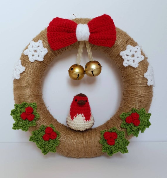 Couronne de Noël au crochet, couronne de porte d'entrée rouge-gorge, houx  et flocon de neige -  France