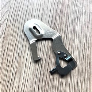 Original Singer &#39;universal&#39; underbraider for vintage sewing machines