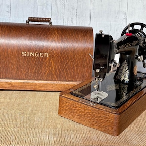 Singer 99k ‘blackside’ hand crank sewing machine