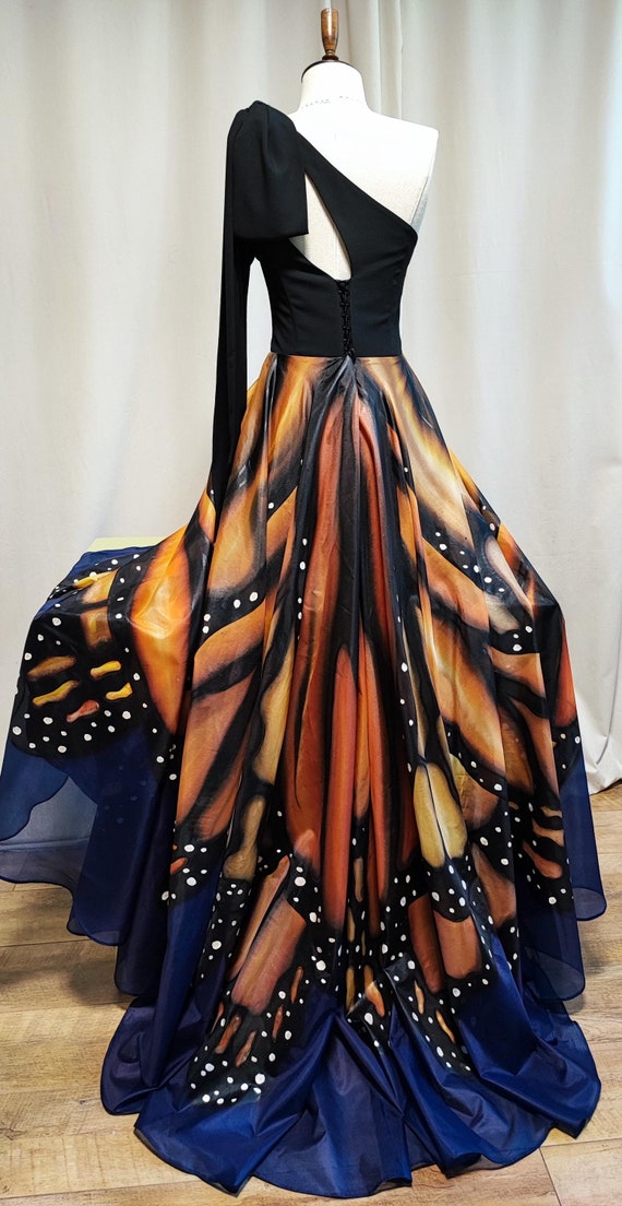 monarch butterfly dress Hand Painted Wedding Skirt. Monarch Butterfly Wedding Skirt. Colorful Wedding Skirt. Forest Wedding Skirt Athleisure & Active Wear features bold monarch inspired Style:Pettiskirt Slip Blue Satin Tie Front Butterfly wings