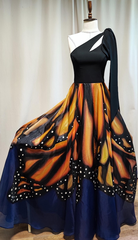 open lace back dress Monarch Butterfly Theme Gown in Tangerine Orange Color with Detachable –  www.liandli.in main image 0