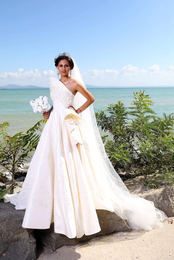 mac duggal ivory dress Mac Duggal 20548 One Shoulder Ruffle Dress