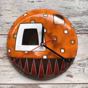 Horloge murale, Horloge de maison, Décoration murale, Horloge unique, Décoration d&#39;intérieur, Céramique faite main, Poterie d&#39;art unique, Horloge ronde moderne, Horloge en céramique
