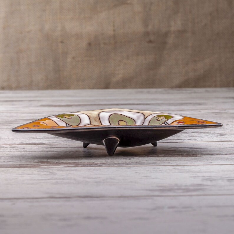 Decorative dish, Small fruit bowl, Serving dish, little fruit plate, Decorative plate, Candy dish, Pottery dish, Plate handmade, Small dish image 2