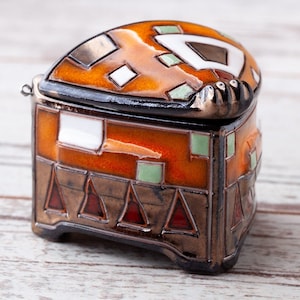 Handmade ceramic jewelry box with lid, Pottery storage jar, Pottery jewelry bowl, Jewelry box with lid, Gift for girl, Unique jewelry box