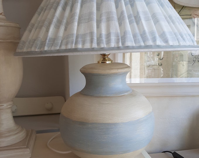 Blue and white table lamp for the beach house, hand-decorated ceramic base, hand-sewn linen lampshade. Unique piece made in Tuscany