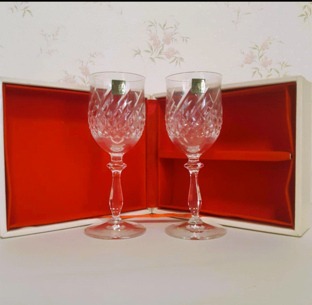 Hoya Crystal Japan Handcut Glass Pair Wine Glass, Sake Glass Vintage