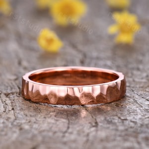 14K Rose Gold Hammered Wedding Band - Vintage Style Anniversary Ring
