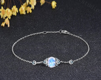 Vintage 1.5CT Oval Natural Moonstone Bracelet Celestial Crescent Moon Bracelet Color Change Alexandrite Bracelet Birthday Gift for Women
