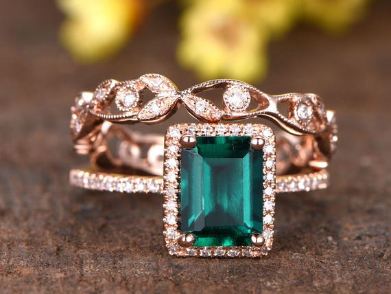 Emerald Sugarloaf Berry Ring – Anabela Chan Joaillerie