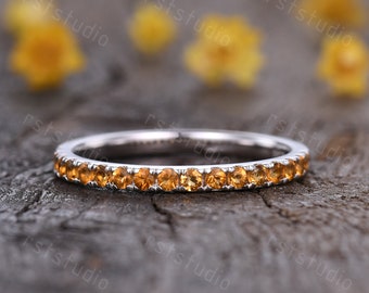 Alianza de bodas de citrino: media eternidad en oro blanco de 14 k