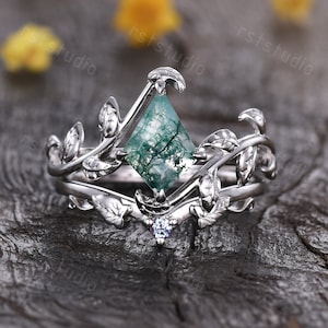 Unique Kite Cut Moss Agate Engagement Ring Set Silver Vintage Twig Leaf Wedding Band Natural Green Agate Bridal Set Vintage Jewelry Gift