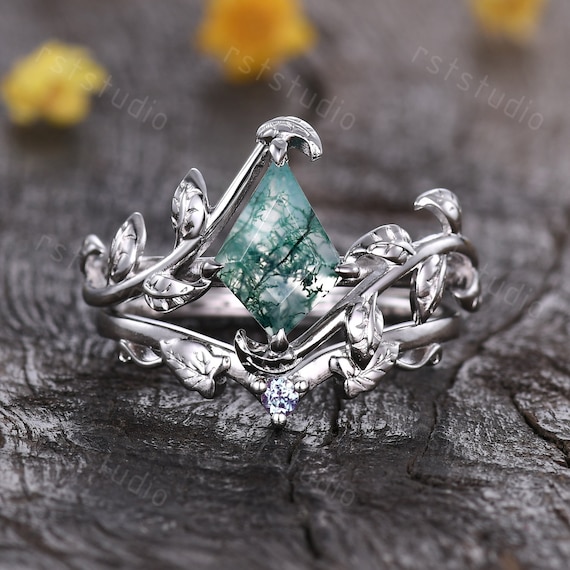 Kite Cut Moss Agate Engagement Ring Set: Silver Twig Leaf Wedding