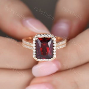 Natural Garnet Engagement Ring Vintage Red Garnet Ring Diamond Wedding Band Anniversary Rings Red Birthstone Women Jewelry