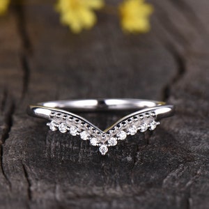 Curved wedding bands women white gold diamond chevron ring art deco V shaped stacking matching band minimalist bridal anniversary Milgrain