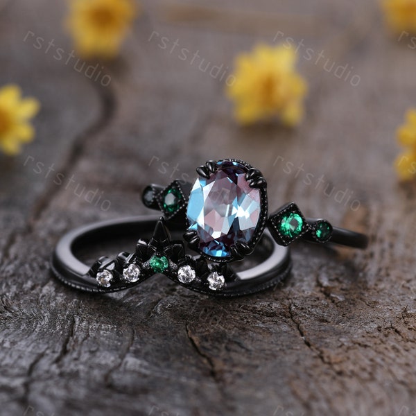 Retro Oval Cut Alexandrite Ring Set Black Filled Sterling Silver Engagement Ring For Woman Unique Alexandrite Emerald Promise Ring For Her