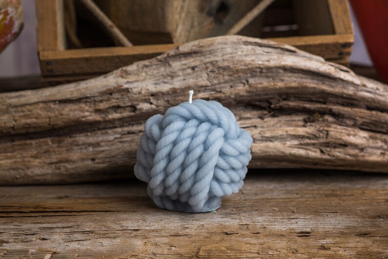 Nautical Monkey's Fist Beeswax Rope Candle Large Fog