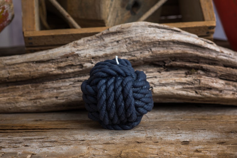 Nautical Monkey's Fist Beeswax Rope Candle Large Ultramarine